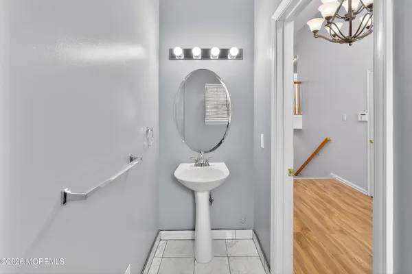 $575,000 | 18 Bridge Pointe Drive, Unit 18, South Amboy, NJ 08879