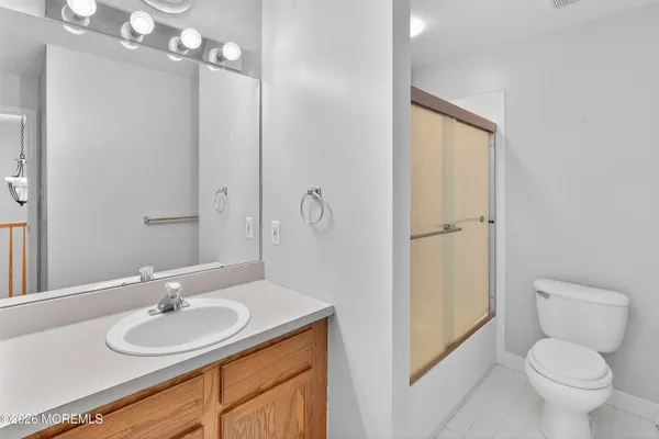 $575,000 | 18 Bridge Pointe Drive, Unit 18, South Amboy, NJ 08879