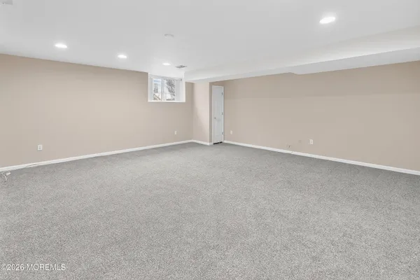 $575,000 | 18 Bridge Pointe Drive, Unit 18, South Amboy, NJ 08879
