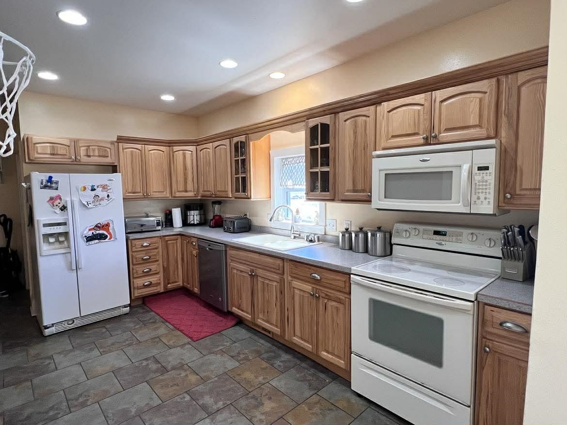 107 Richards Street Ridgeway, WI 53582 - Photo 2 of 24
