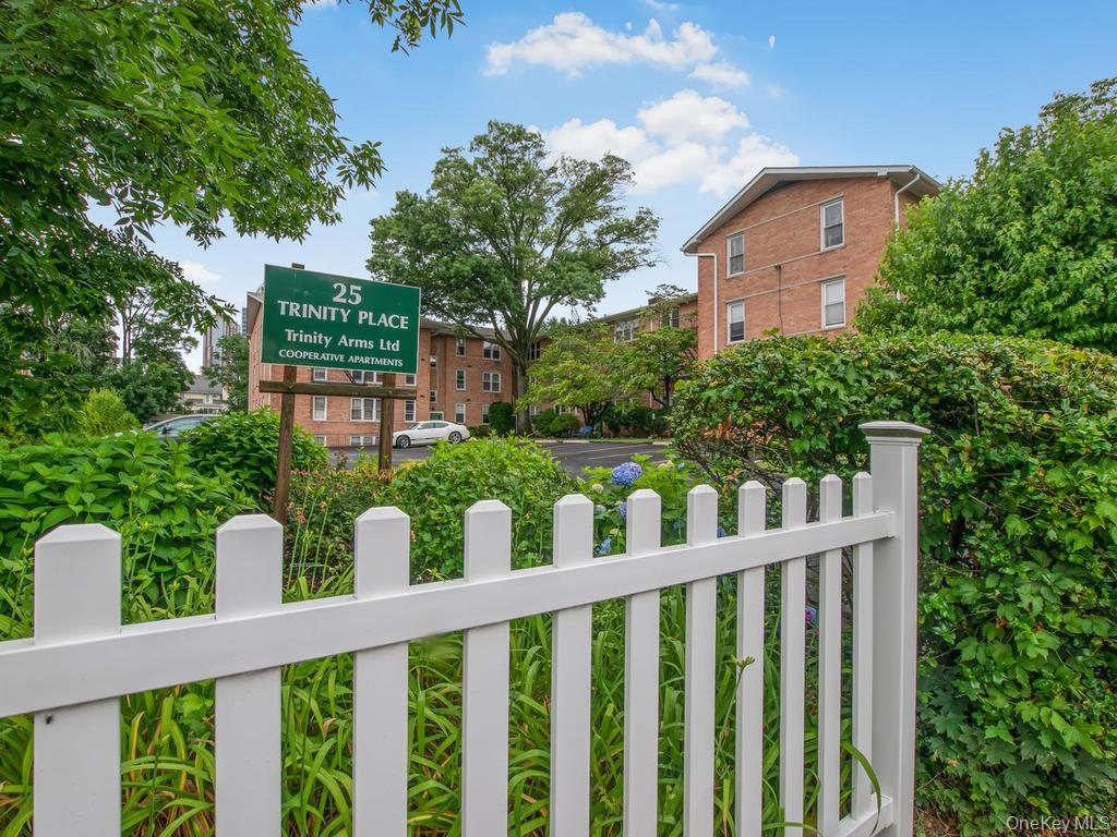 25 Trinity Place, Unit 3J New Rochelle, NY 10805 - Photo 15 of 15 Coop Complex Facade