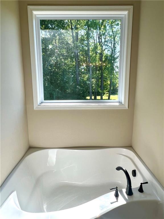 130 Reed Lane Irwin, PA 15642 - Photo 12 of 25 Gallery Image 12