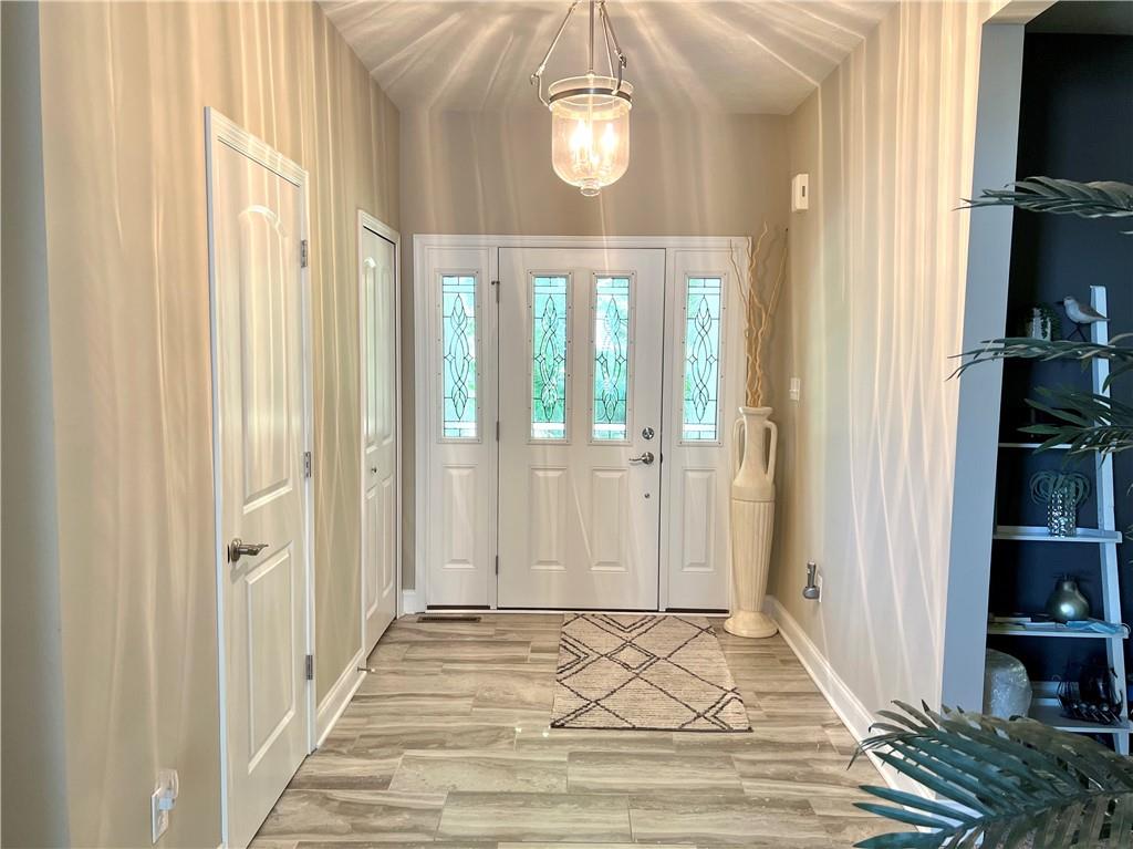 130 Reed Lane Irwin, PA 15642 - Photo 2 of 25 Gallery Image 2
