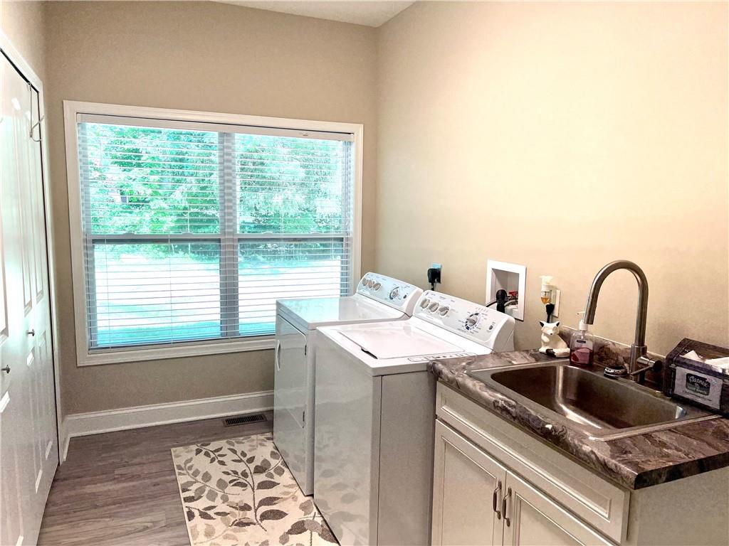 130 Reed Lane Irwin, PA 15642 - Photo 4 of 25 Gallery Image 4