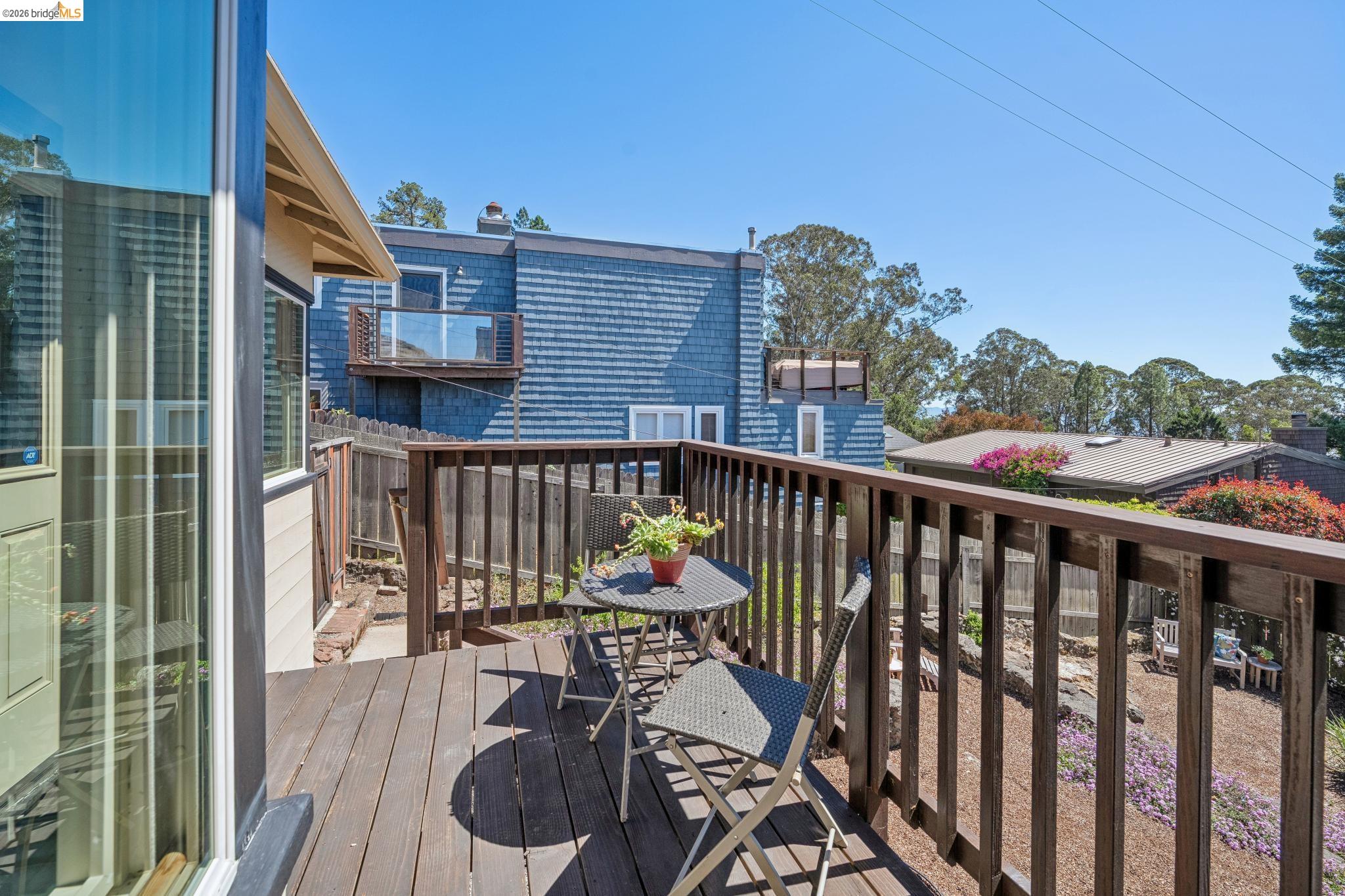 98 Fairlawn Drive Berkeley, CA 94708 - Photo 34 of 85