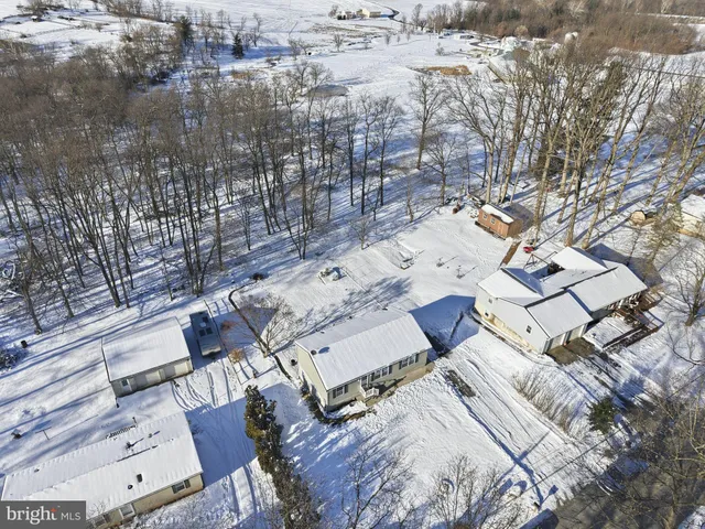 $345,000 | 52 Good Road, New Providence, PA 17560