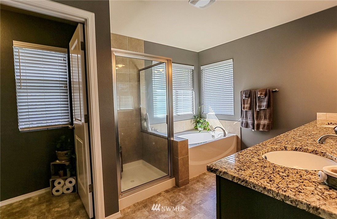 4170 Southwest Colbert Way Port Orchard, WA 98367 - Photo 15 of 25 Gallery Image 15