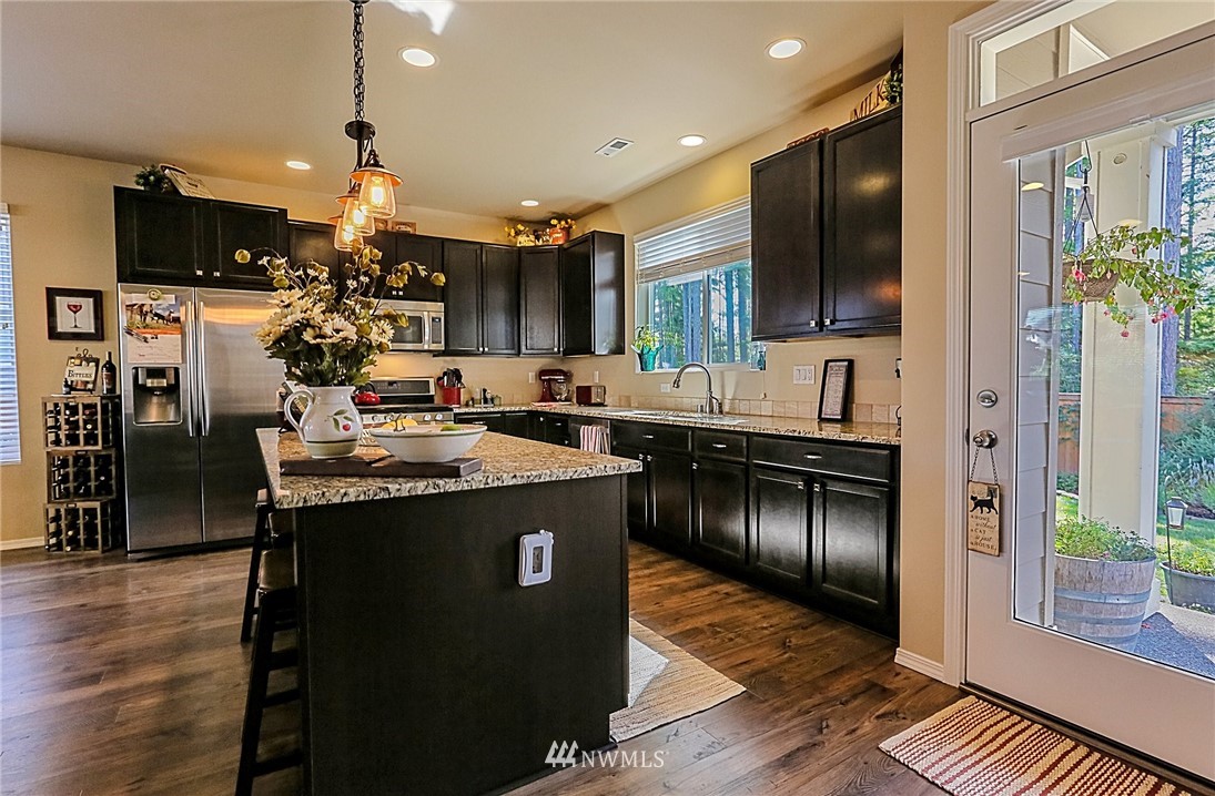 4170 Southwest Colbert Way Port Orchard, WA 98367 - Photo 7 of 25 Gallery Image 7