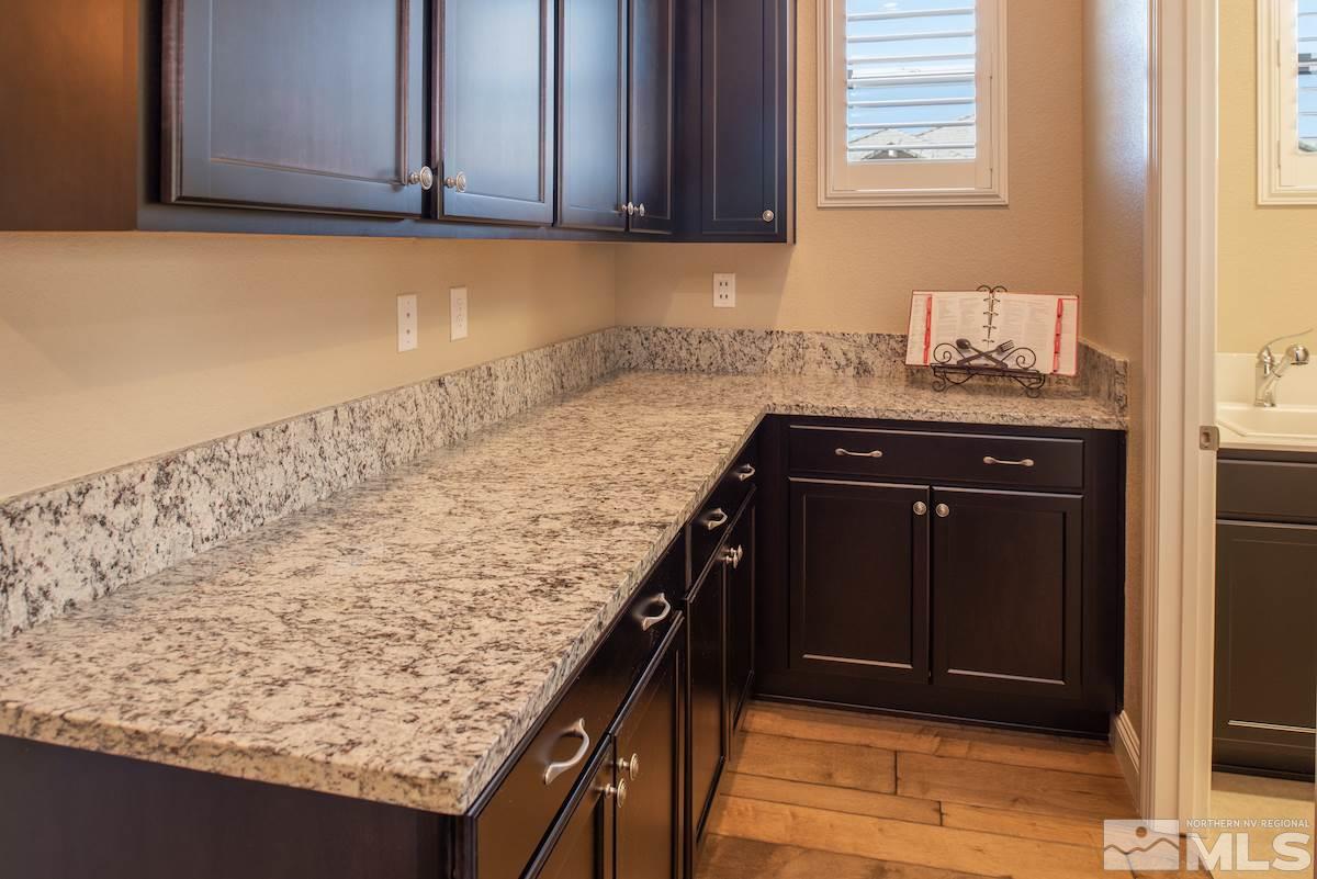2166 Gazala Lane Reno, NV 89521 - Photo 11 of 40 Photo 11