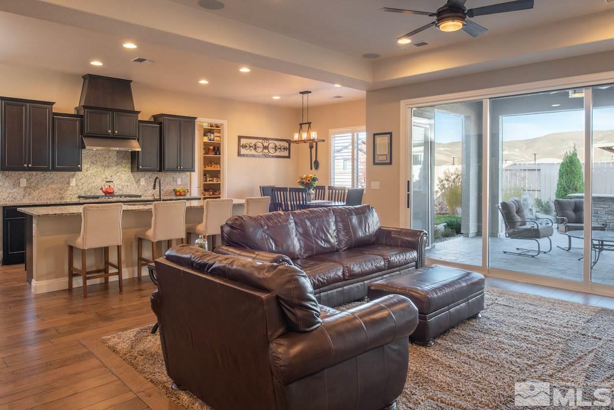 2166 Gazala Lane Reno, NV 89521 - Photo 4 of 40 Photo 4