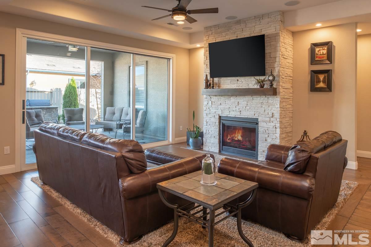 2166 Gazala Lane Reno, NV 89521 - Photo 5 of 40 Photo 5