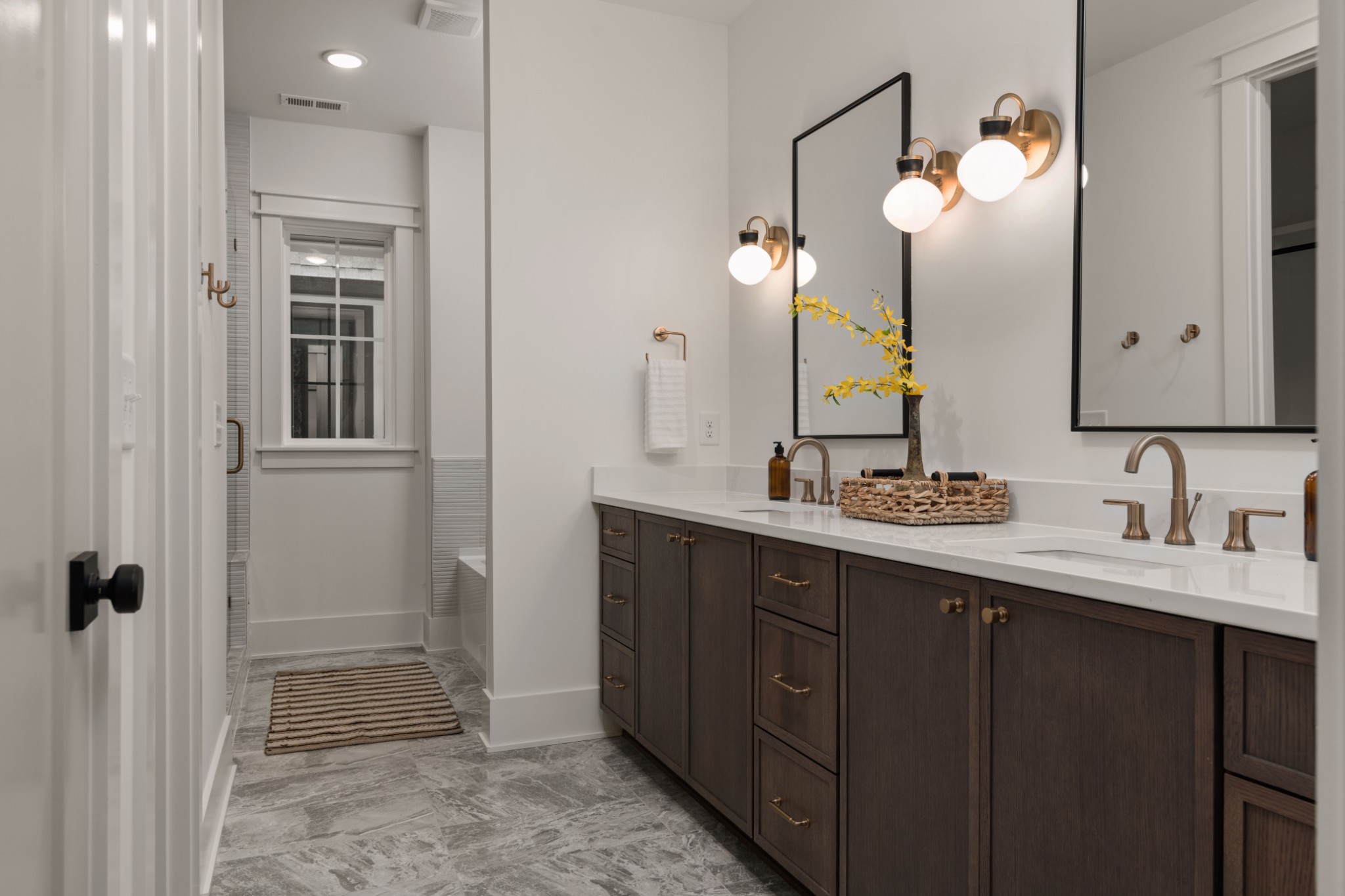 313 Riverside Drive, Unit B Nashville, TN 37206 - Photo 21 of 38 Gallery Image 21