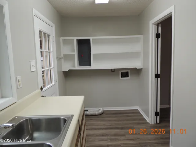 $2,000 | 1108 Hendricks Avenue, Jacksonville, NC 28540