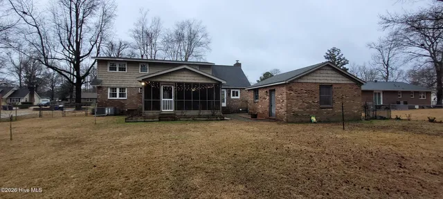 $2,000 | 1108 Hendricks Avenue, Jacksonville, NC 28540