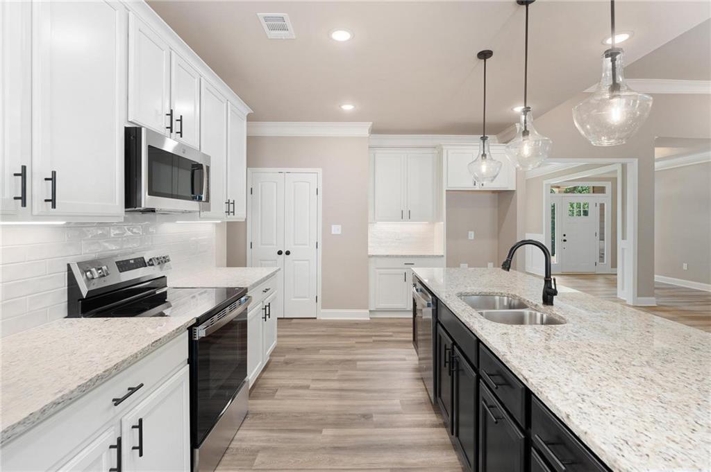 37 Hometown Court Jefferson, GA 30549 - Photo 9 of 37