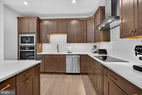 $830,000 | 6053 Cobblestone Court, Marshall, VA 20115