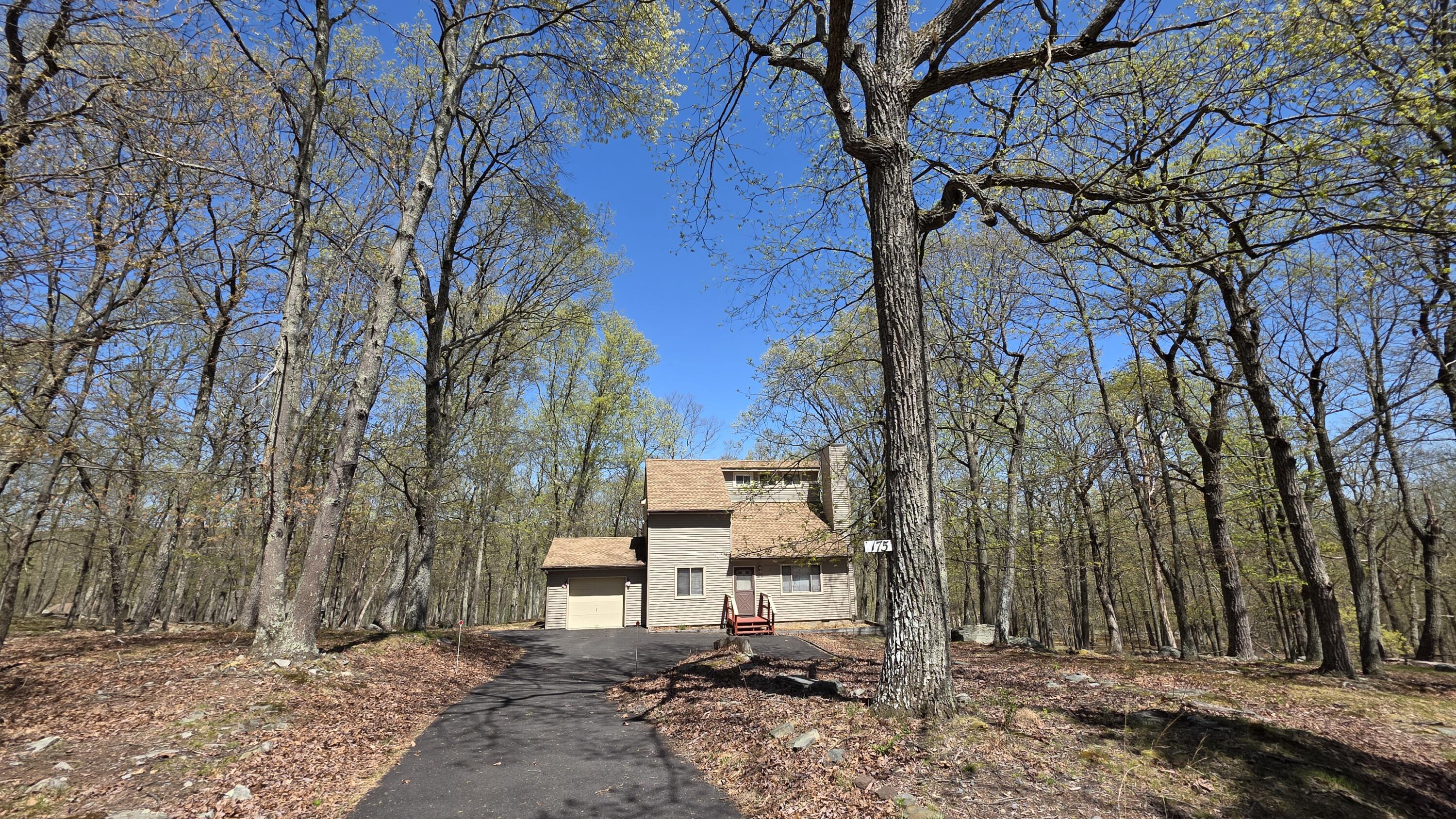 175 Mockingbird Trail Bushkill, PA 18324 - Photo 49 of 68 1000027589