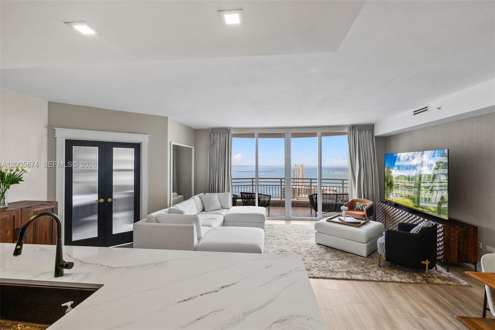 848 Brickell Key Drive, Unit 3403 Miami, FL 33131 - Photo 19 of 57