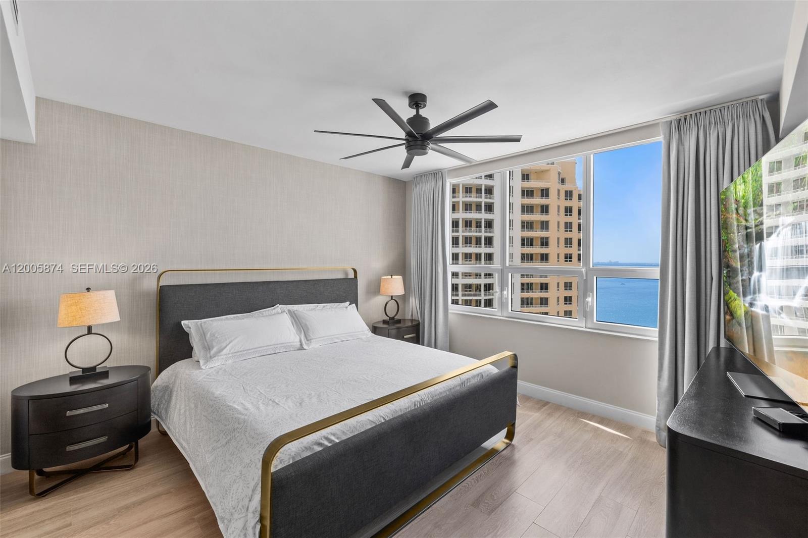 848 Brickell Key Drive, Unit 3403 Miami, FL 33131 - Photo 31 of 57