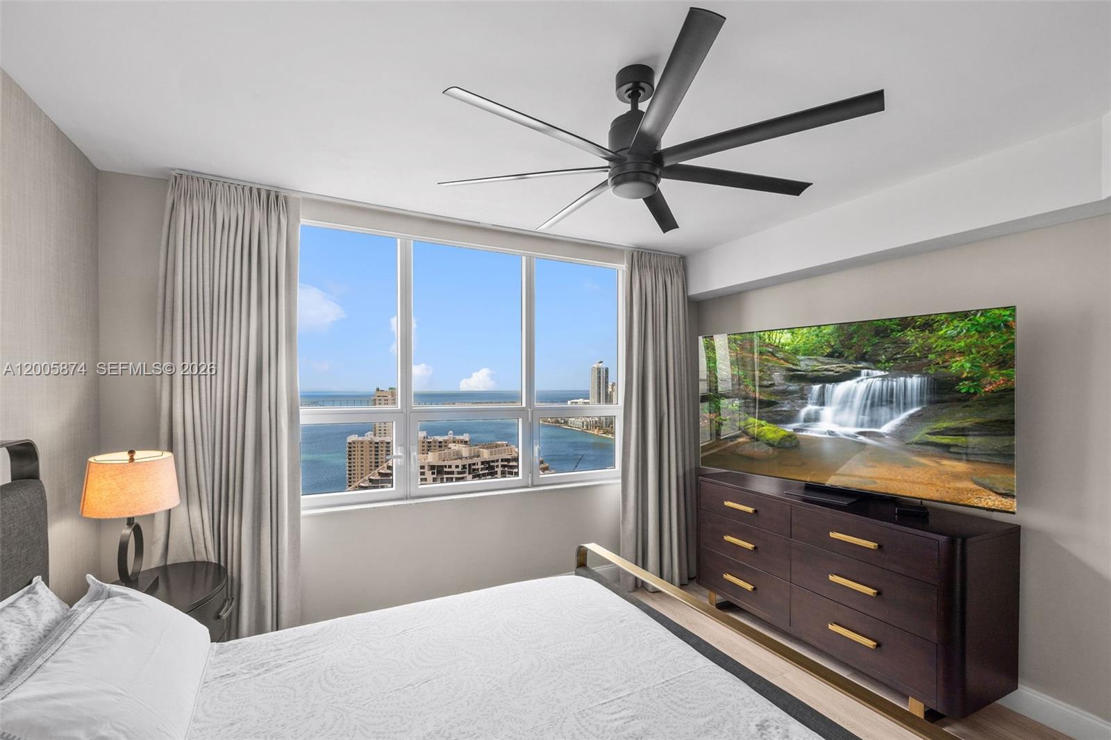 848 Brickell Key Drive, Unit 3403 Miami, FL 33131 - Photo 33 of 57