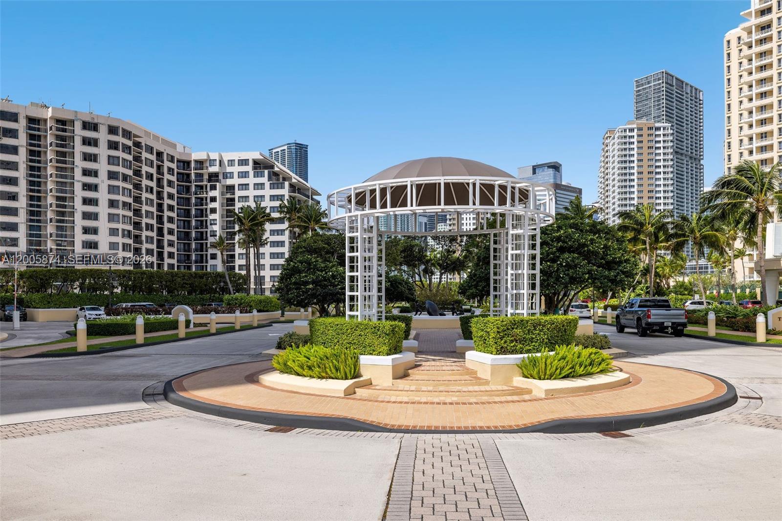 848 Brickell Key Drive, Unit 3403 Miami, FL 33131 - Photo 47 of 57