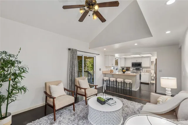 $749,000 | 11114 Southeast 218th Place, Kent, WA 98031