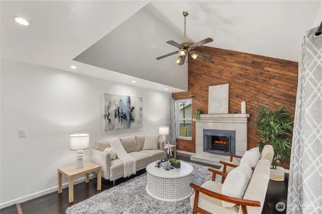 $749,000 | 11114 Southeast 218th Place, Kent, WA 98031