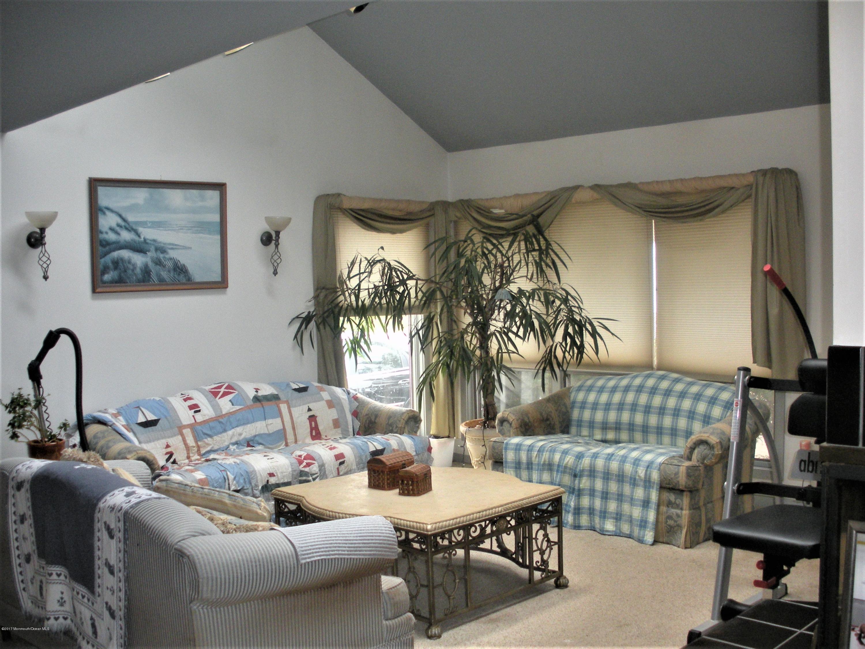 2230 Riviera Parkway Point Pleasant, NJ 08742 - Photo 13 of 41 DSCN4855