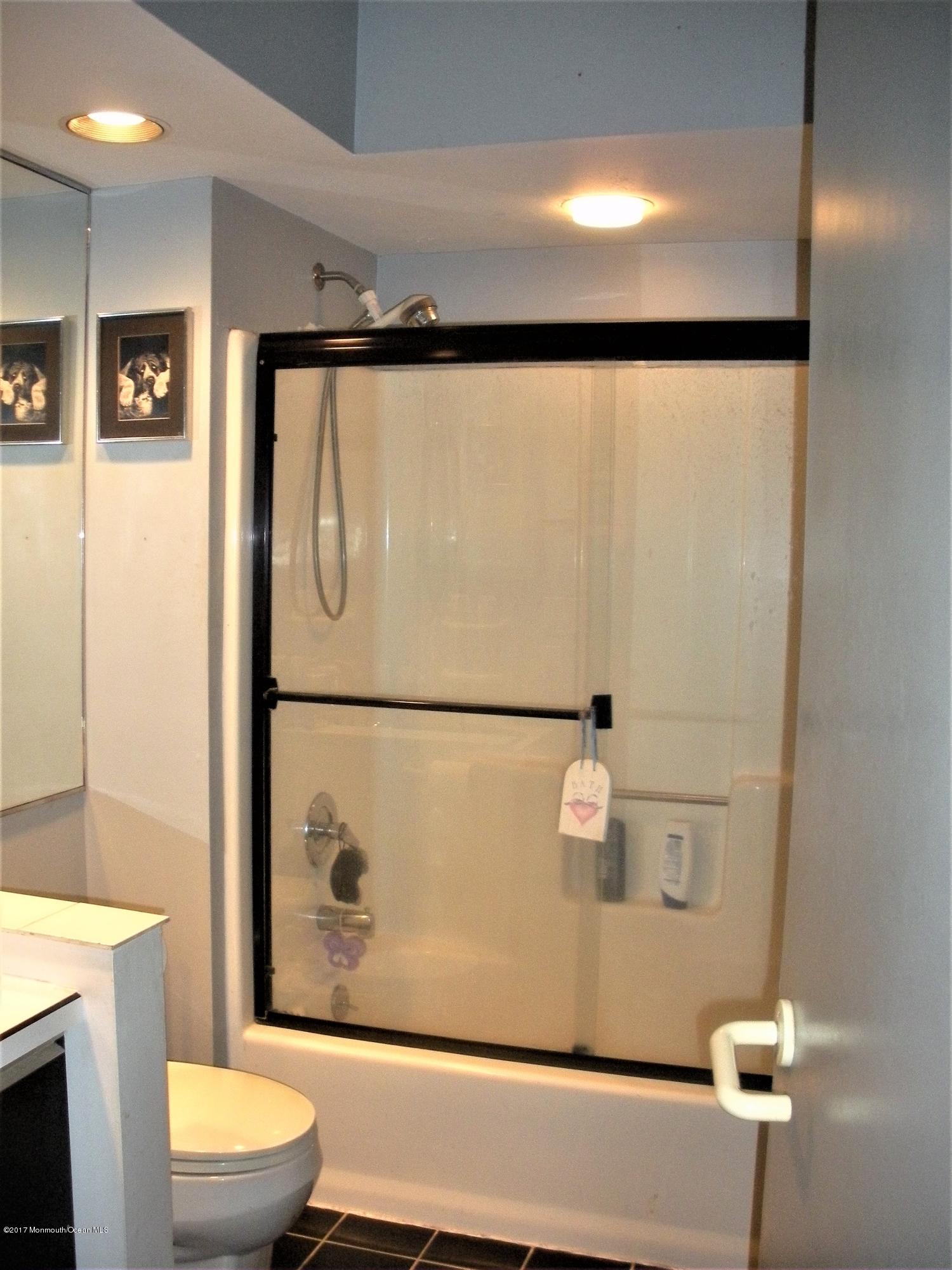 2230 Riviera Parkway Point Pleasant, NJ 08742 - Photo 20 of 41 DSCN4860