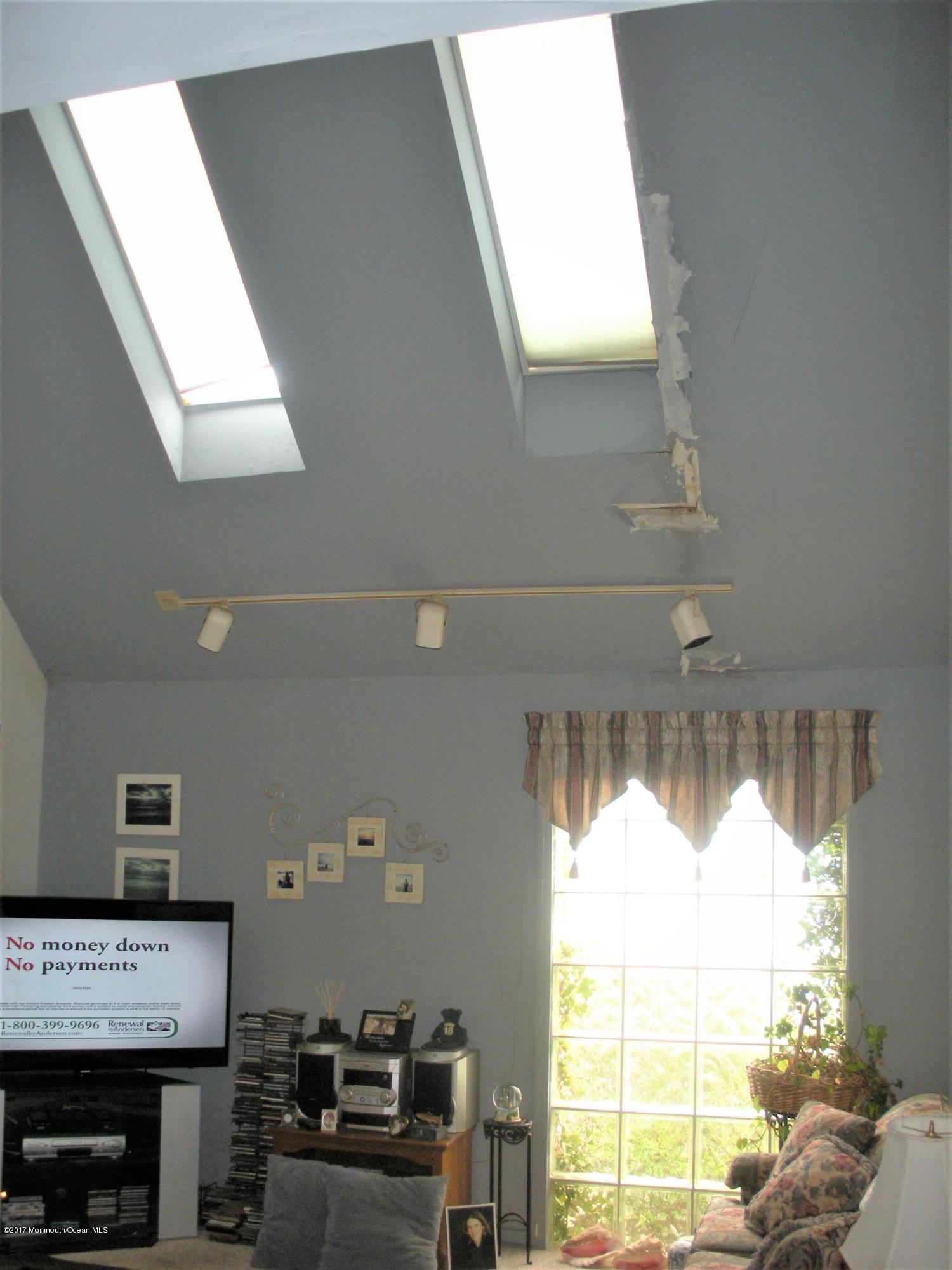 2230 Riviera Parkway Point Pleasant, NJ 08742 - Photo 6 of 41 DSCN4844
