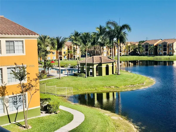 $1,850 | 2360 East Preserve Way, Unit 302, Miramar, FL 33025