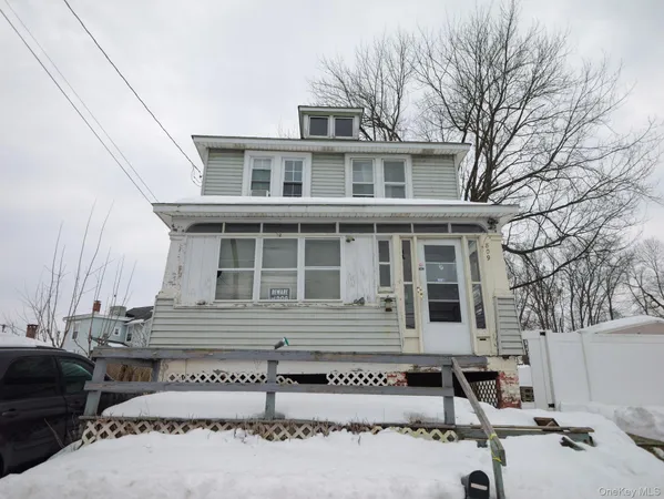 $280,000 | 809 South Street, Newburgh, NY 12550