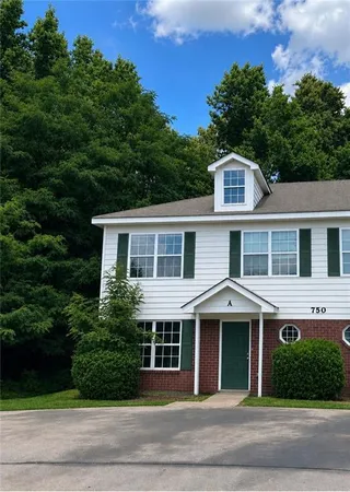 $129,000 | 750 Wheel House Lane, Unit A, Monroe, GA 30655