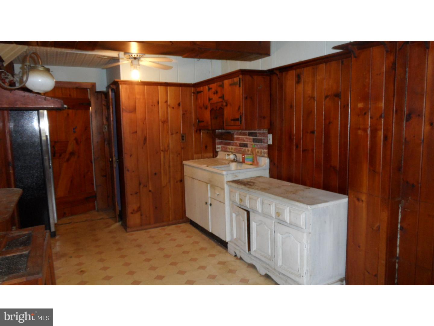 2859 Tuckahoe Road Camden, NJ 08104 - Photo 12 of 24 Gallery Image 12