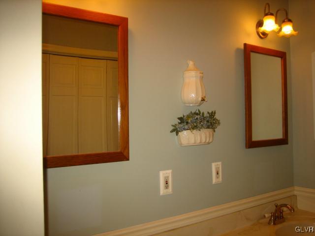 9468 Jacktown Road Bangor, PA 18013 - Photo 18 of 34 Gallery Image 18