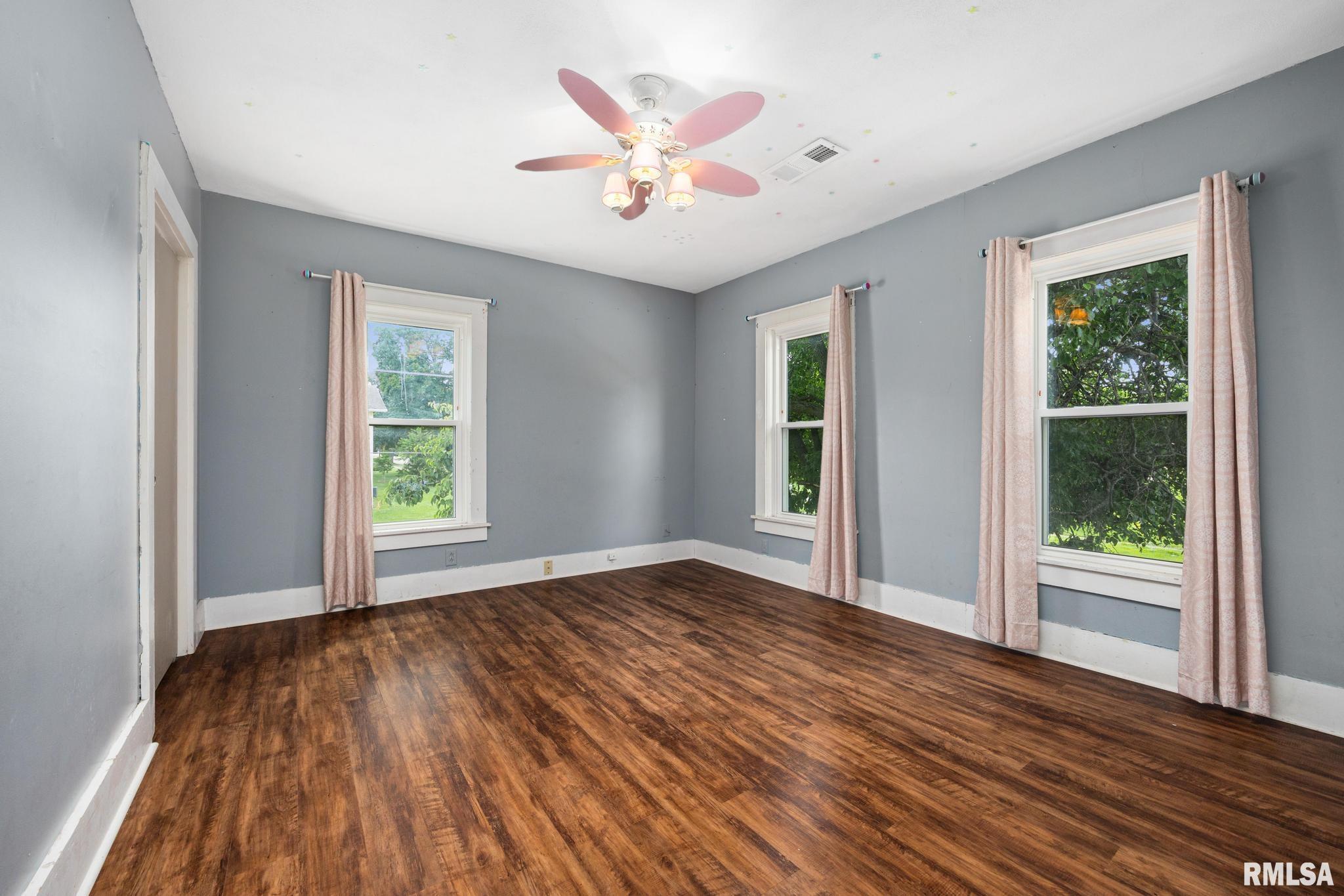 411 East 3rd Street Delavan, IL 61734 - Photo 25 of 36 Gallery Image 25