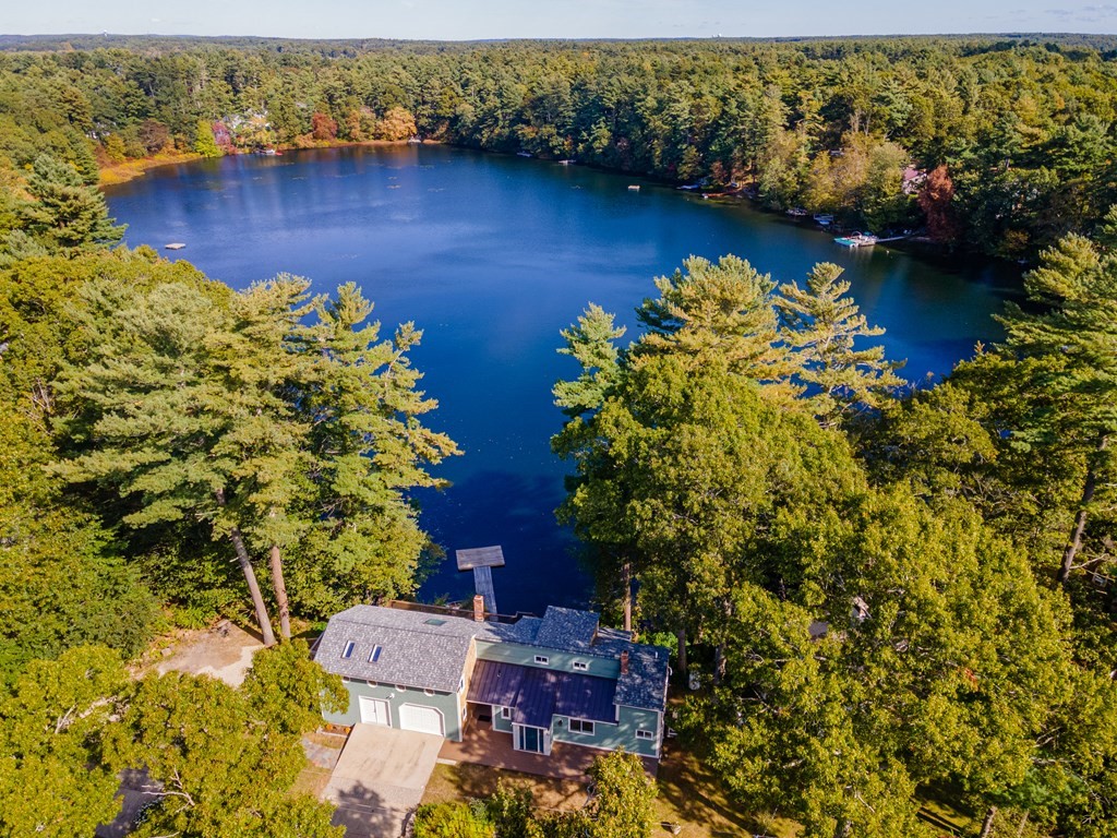 46 Oak Place Halifax, MA 02338 - Photo 3 of 42 view of a lake with houses