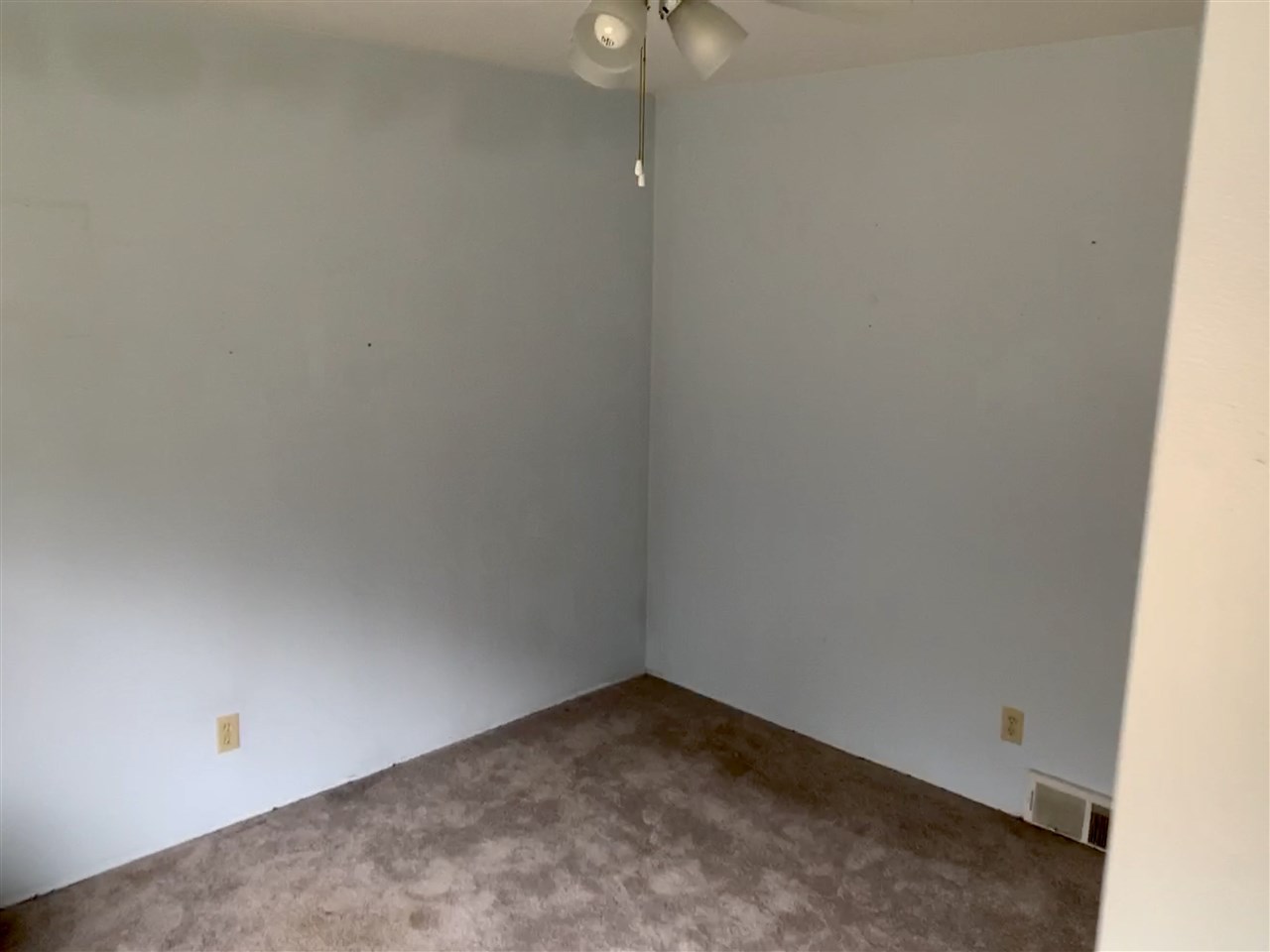 14246 South Duffield Road Byron, MI 48418 - Photo 8 of 40
