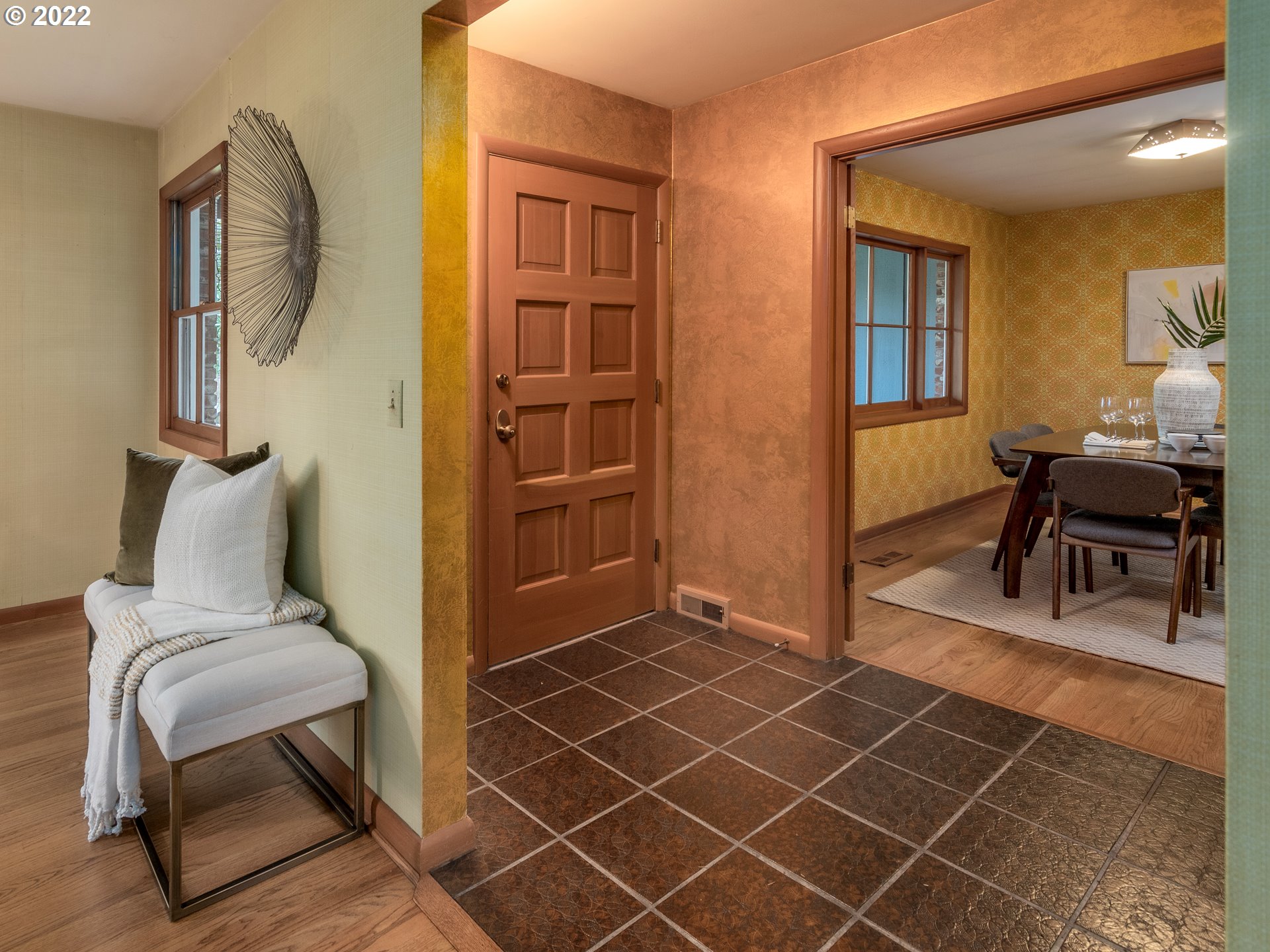 4534 Southwest 60th Place Portland, OR 97221 - Photo 2 of 29 Entrance/Foyer