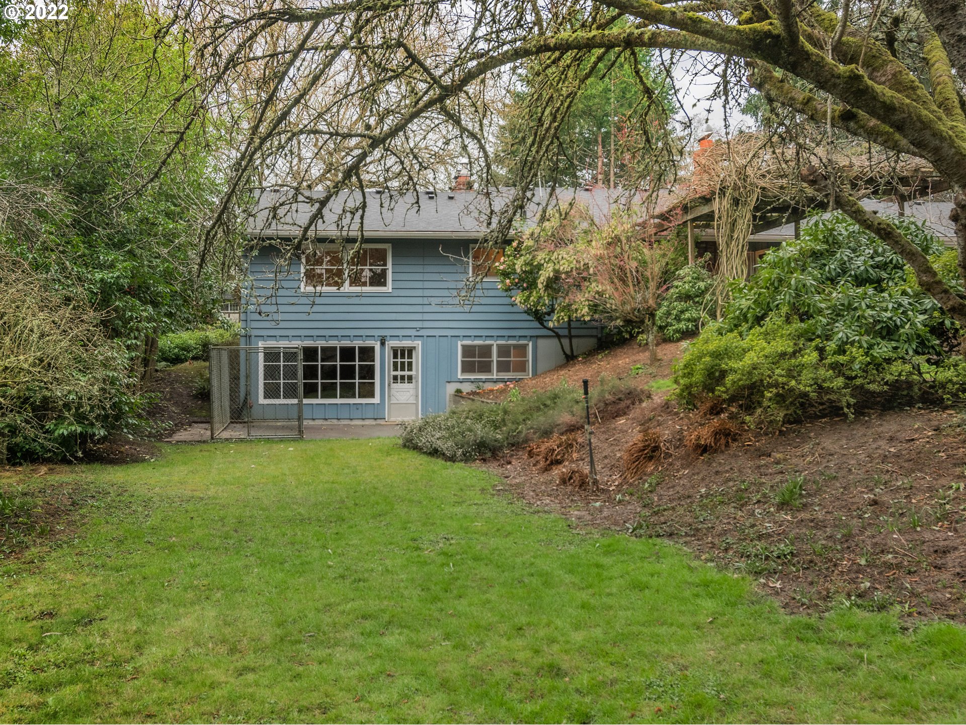 4534 Southwest 60th Place Portland, OR 97221 - Photo 25 of 29 Patio
