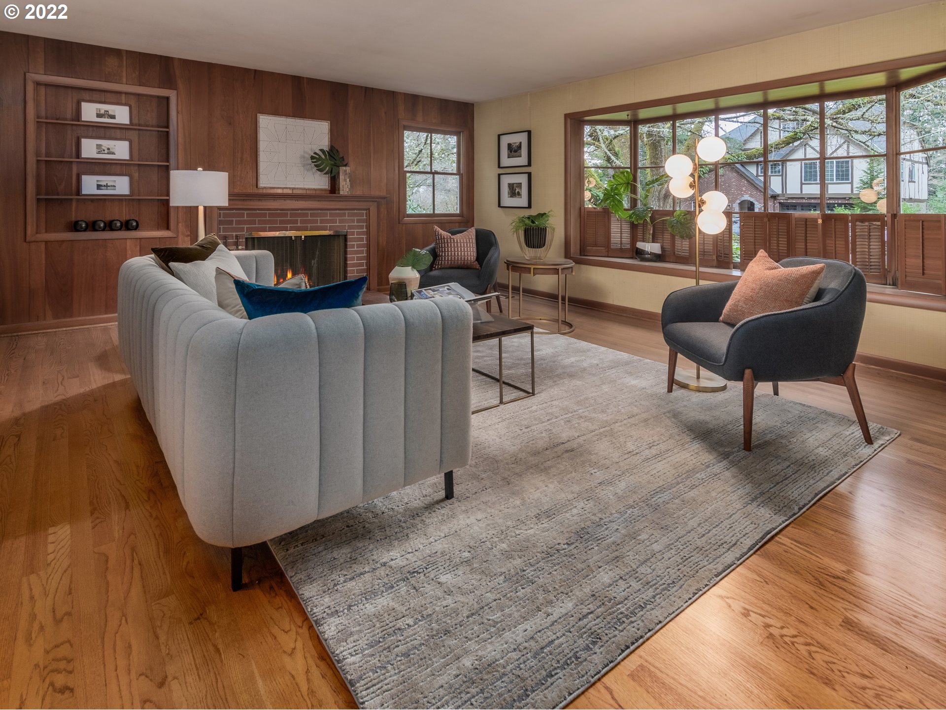 4534 Southwest 60th Place Portland, OR 97221 - Photo 5 of 29 Living Room