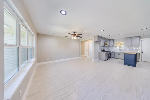 $2,200 | 6201 Carew Street, Houston, TX 77074