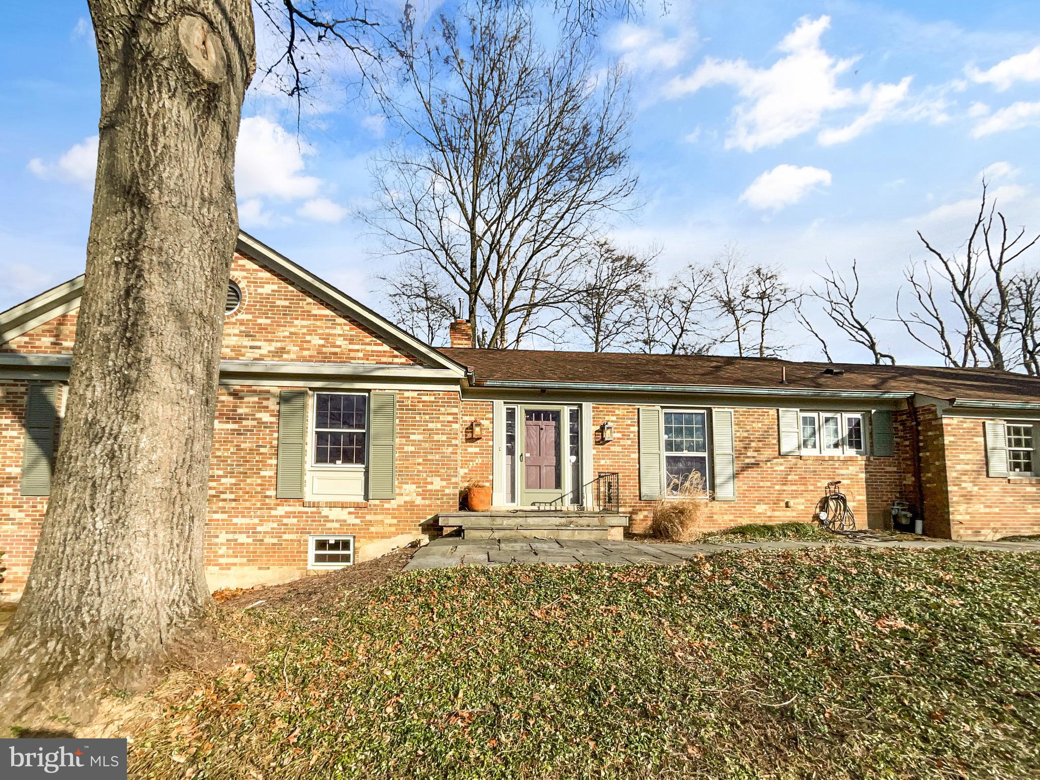 15705 White Rock Road Gaithersburg, MD 20878 - Photo 1 of 28 Gallery Image 1