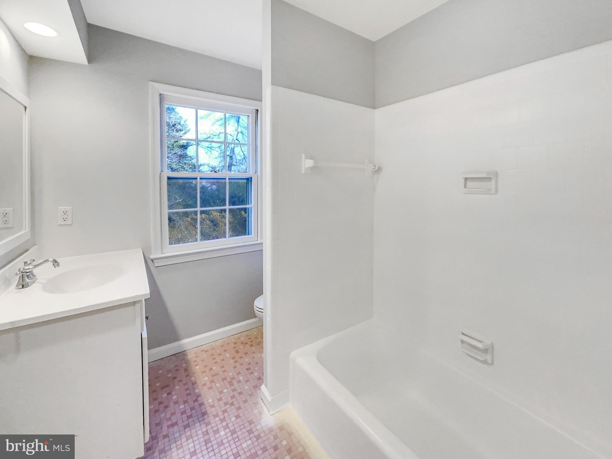 15705 White Rock Road Gaithersburg, MD 20878 - Photo 7 of 28 Gallery Image 7