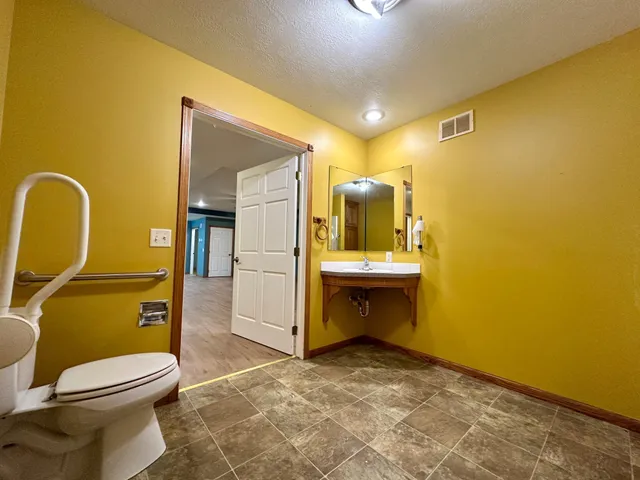 $359,000 | 106 East Christensen Drive, Luverne, MN 56156