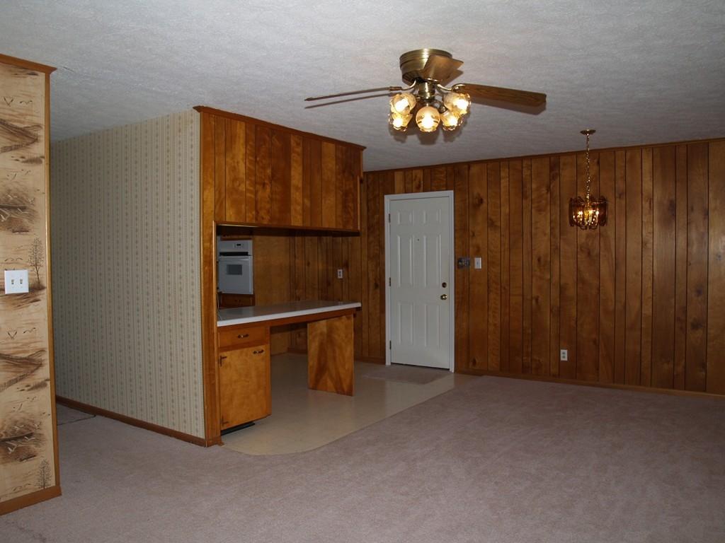 7237 Fairview Road Corryton, TN 37721 - Photo 11 of 32 11_din_fam combo_06