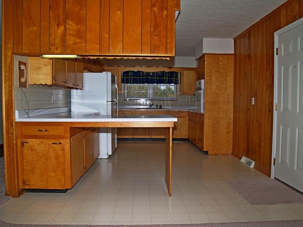 7237 Fairview Road Corryton, TN 37721 - Photo 13 of 32 13_kitchen_01