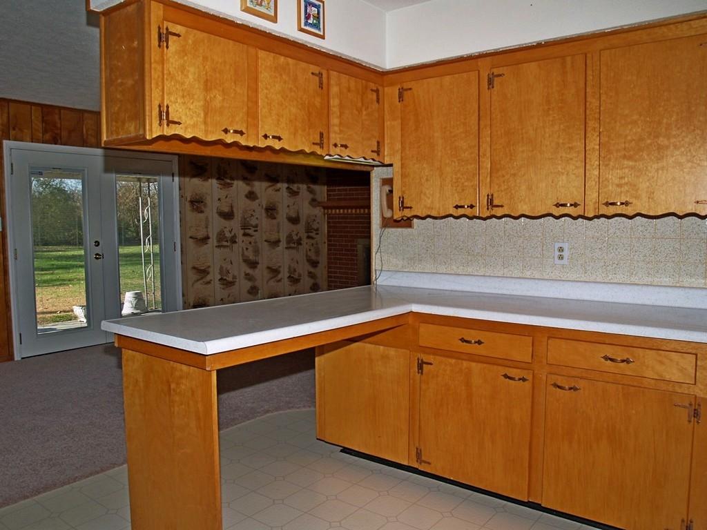 7237 Fairview Road Corryton, TN 37721 - Photo 18 of 32 18_kitchen_6