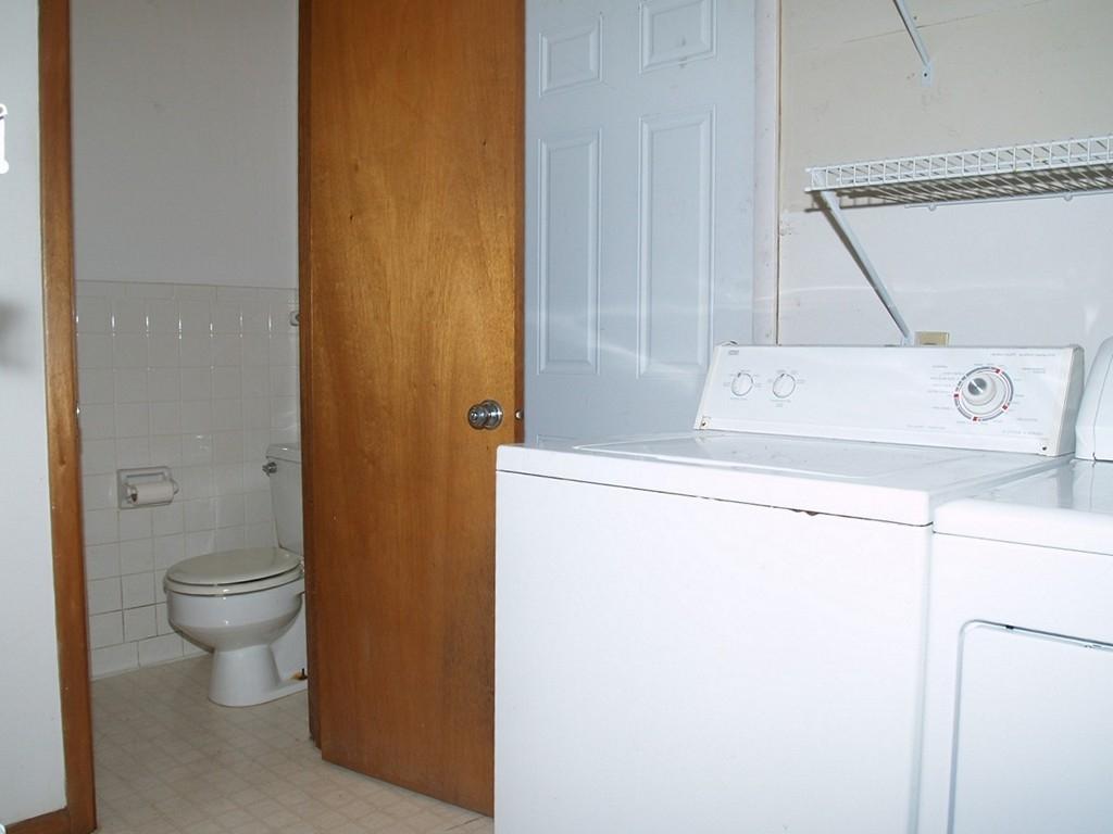 7237 Fairview Road Corryton, TN 37721 - Photo 24 of 32 24_laundry