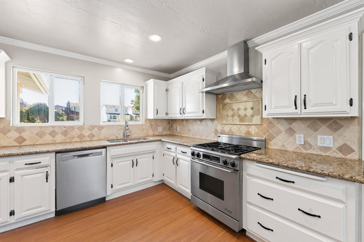 4105 Perrin Road Clovis, CA 93619 - Photo 25 of 67 Gallery Image 25